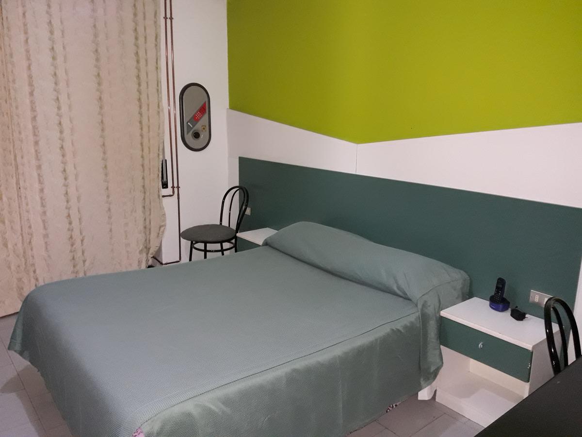 Albergo Piccadilly Medolago Luaran gambar