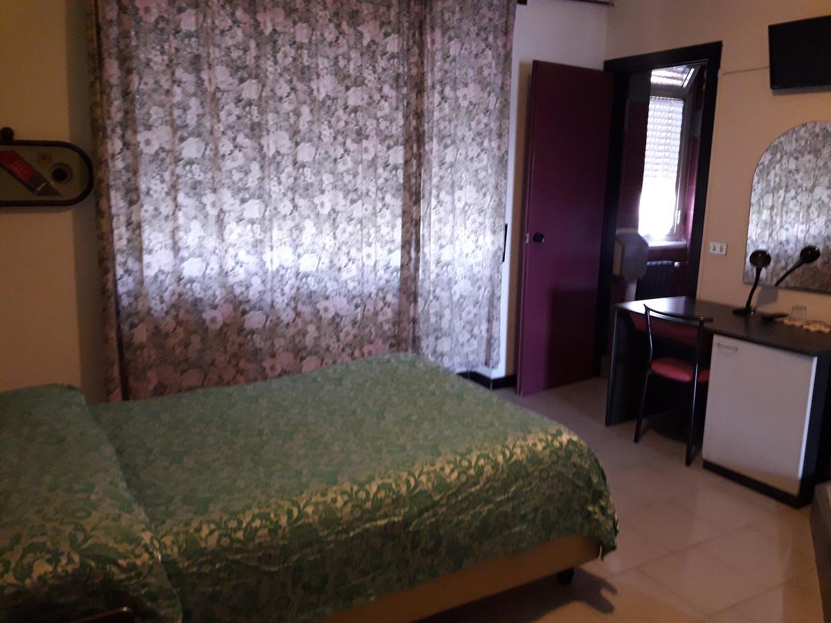 Albergo Piccadilly Medolago Luaran gambar