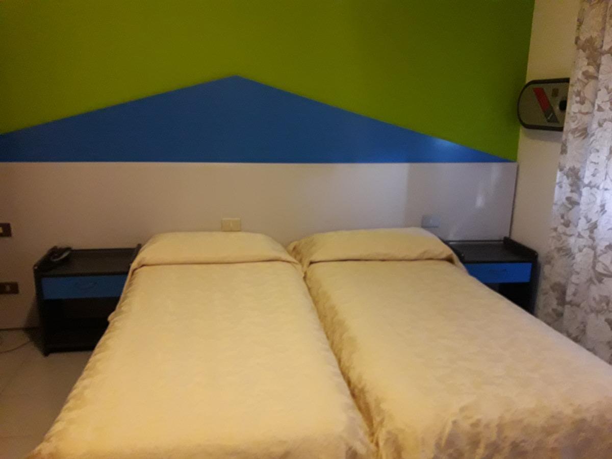 Albergo Piccadilly Medolago Luaran gambar