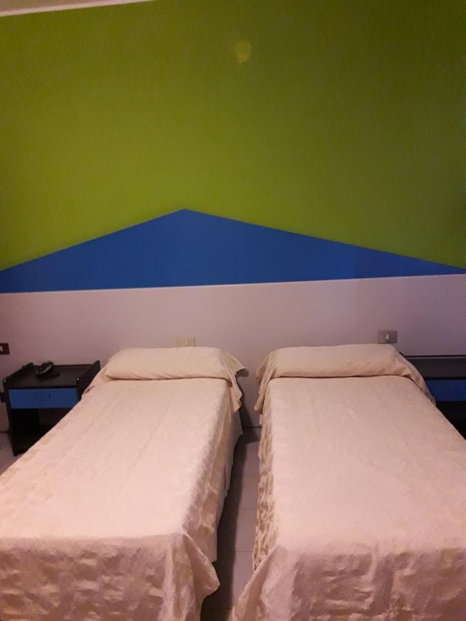 Albergo Piccadilly Medolago Luaran gambar
